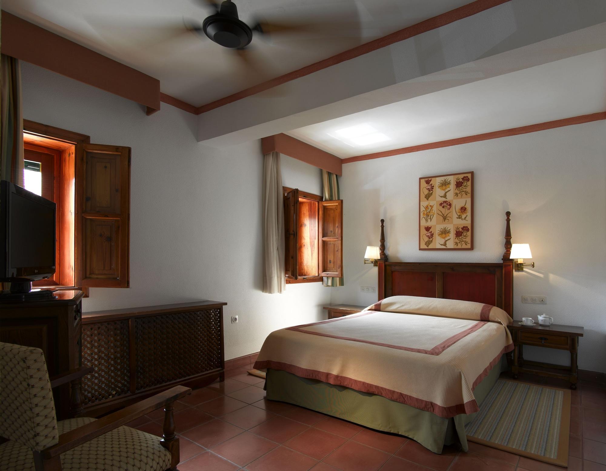 ปาราดอร์ เด กาซอร์ลา Hotel ภายนอก รูปภาพ